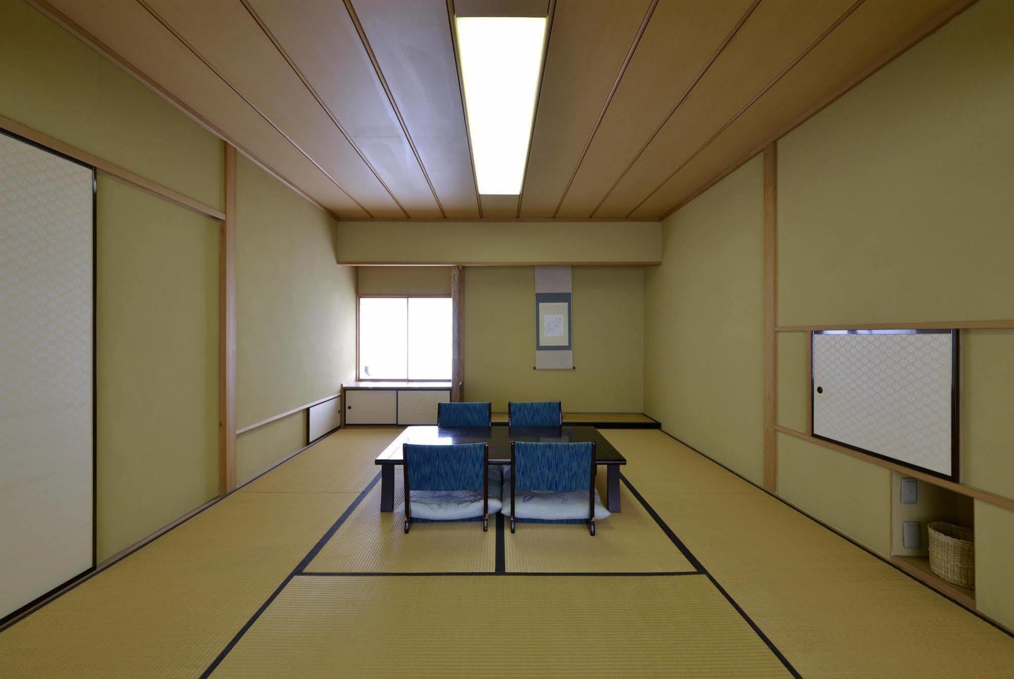 Zen Hostel Yamanouchi  Exterior photo